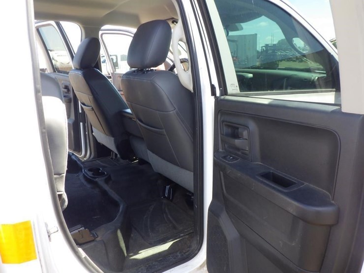 2014-dodge-1500-image-8