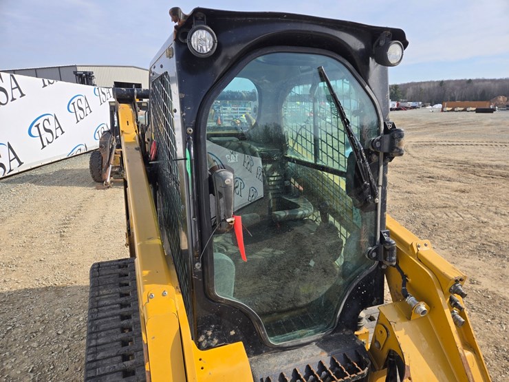 2019-caterpillar-259d3-image-36