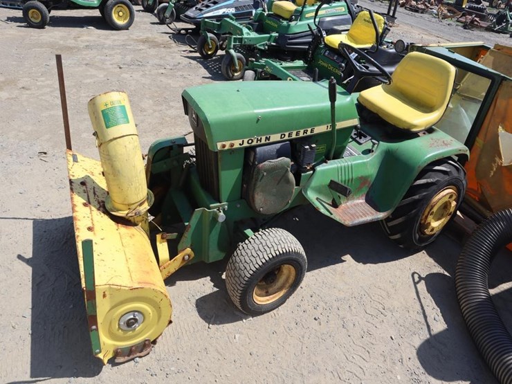 john-deere-110-image-4