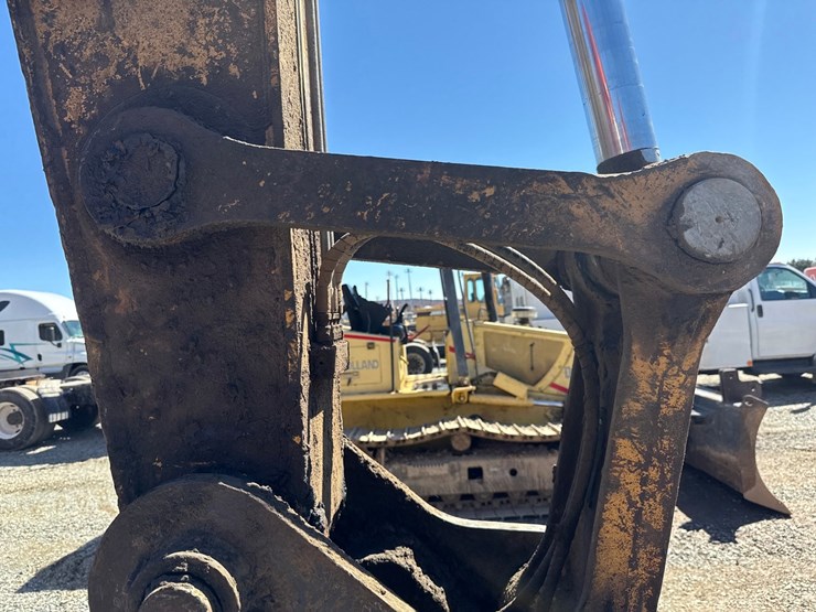 2009-deere-225-lc-image-15