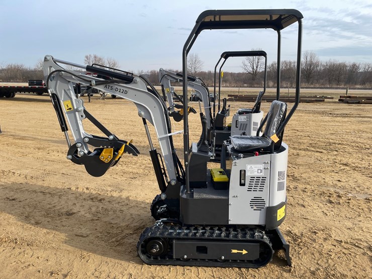 #1043-•-new-ats-d12d-mini-excavator-image-8
