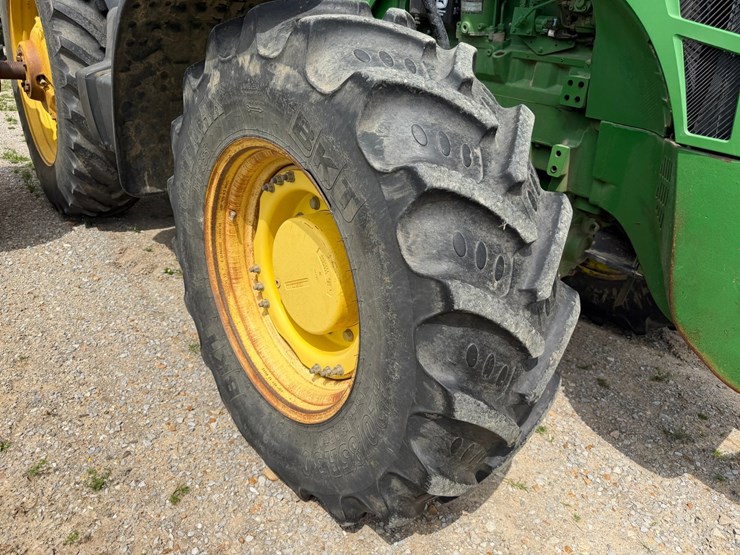 2010-john-deere-8270r-image-9