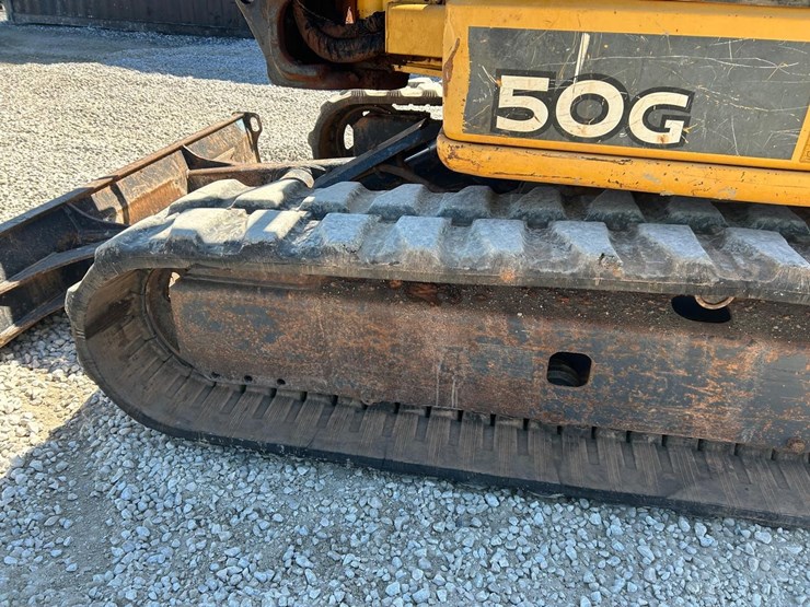 2015-deere-50g-image-18