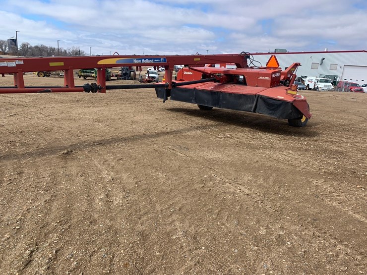 2011-new-holland-h7460-image-1