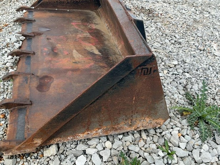 #157-•-proworks-73”-tooth-bucket-image-9