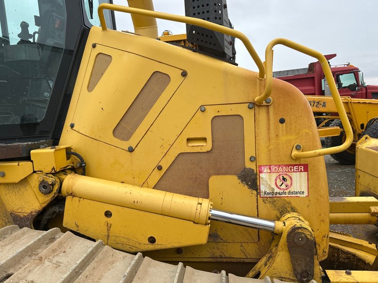 komatsu-d61pxi-23-image-28