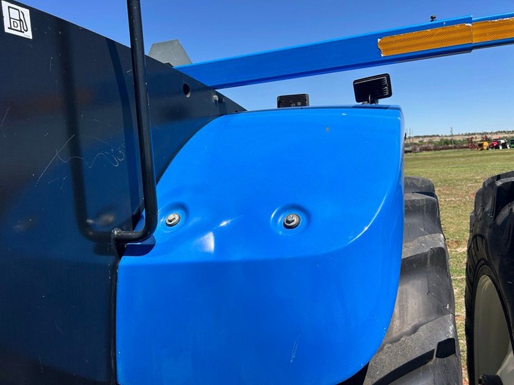 new-holland-tj375-image-11