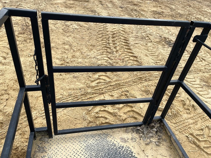 #7534-•-8'-work-platform-with-fork-pockets-image-11