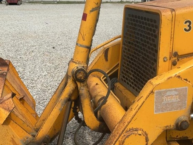 john-deere-310d-image-38