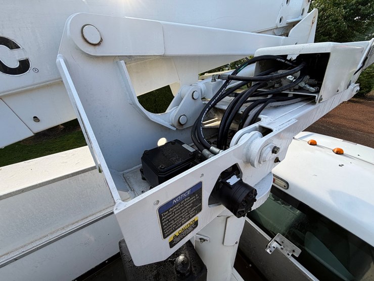 2011-ford-f450-image-10