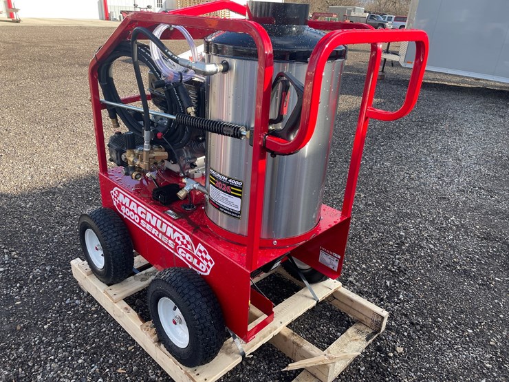 #3087-•-2026-magnum-4000-hot-water-pressure-washer-image-4