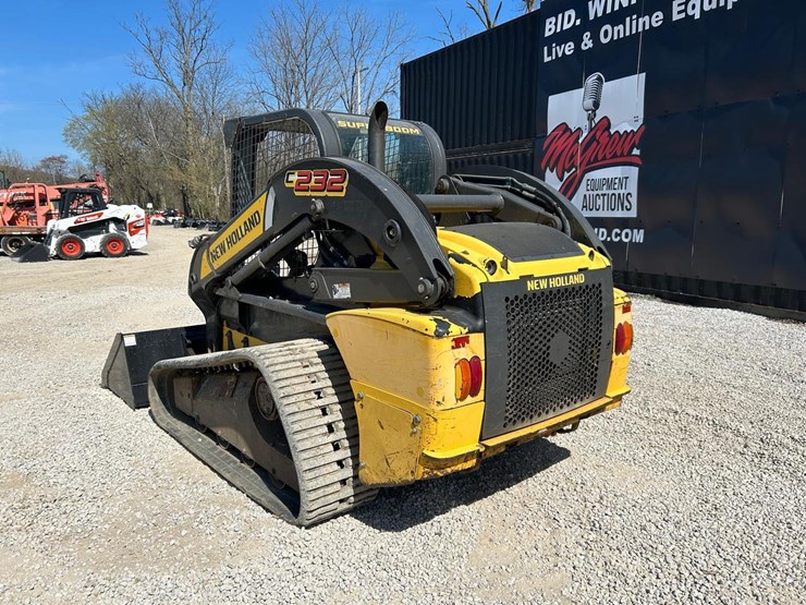 new-holland-c232-image-2