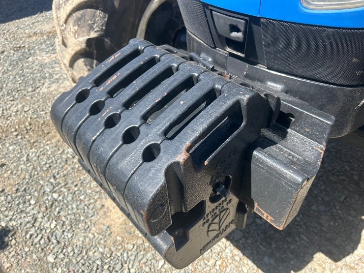 new-holland-t5070-image-11