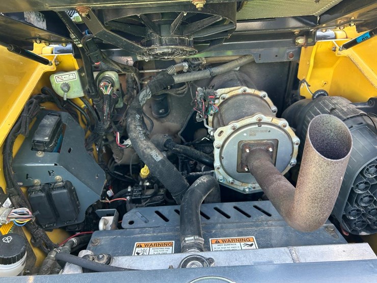 yanmar-s220r-image-14