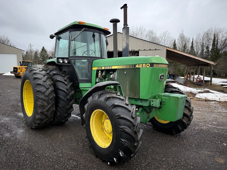 john-deere-4250-image-7