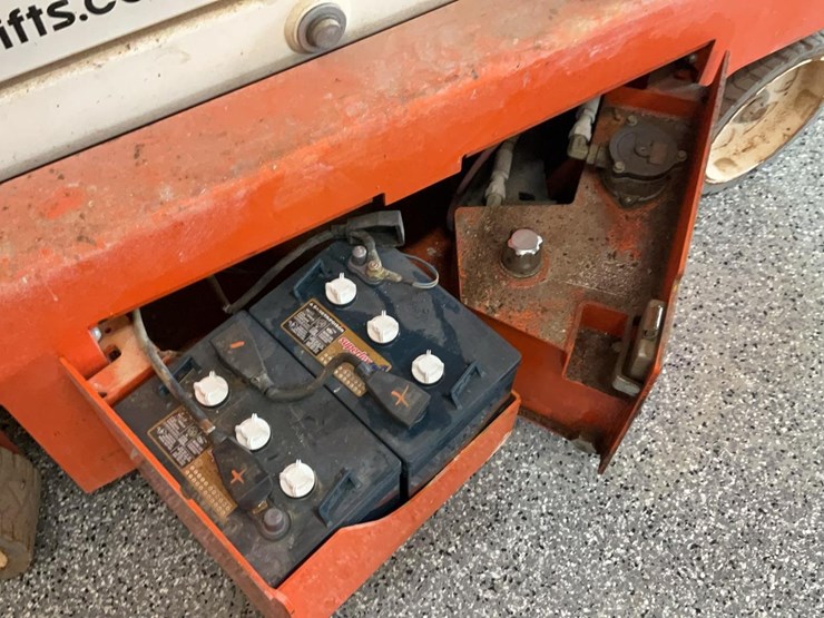 #425-•-2020-snorkel-19'-scissor-lift-image-27