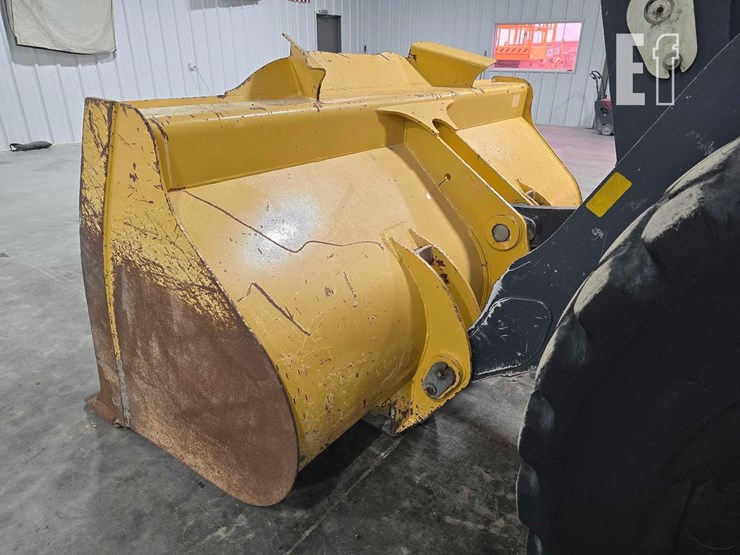 2022-deere-524-p-tier-image-12