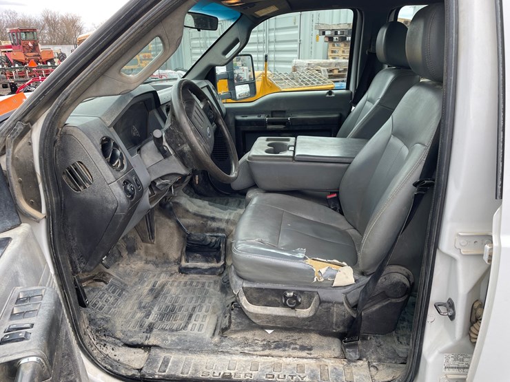 2012-ford-f350-image-35