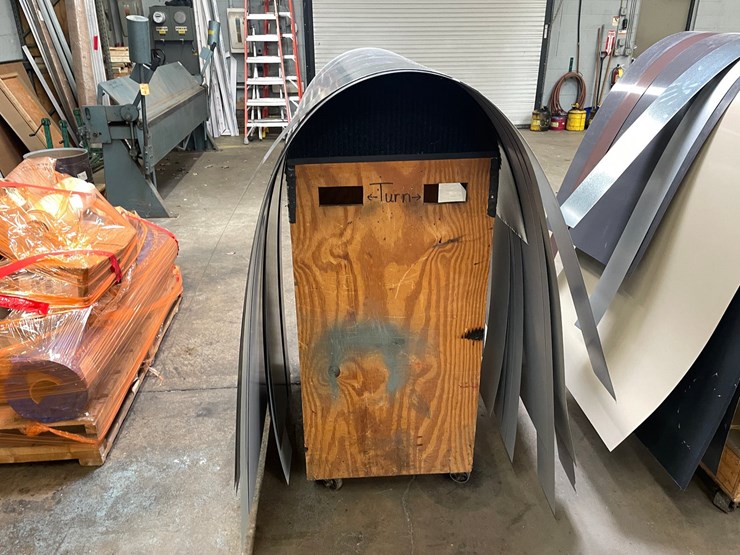 #2562-•-(3)-sheet-metal-carts-(columbia-heights,-mn)-image-5