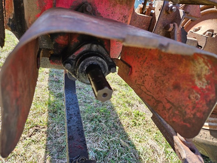 #526-•-farmall-h-tractor-image-16