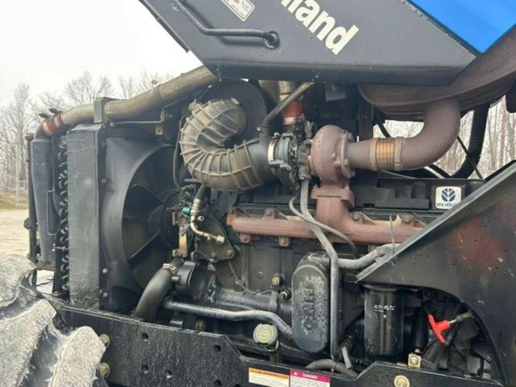 new-holland-tv6070-image-23