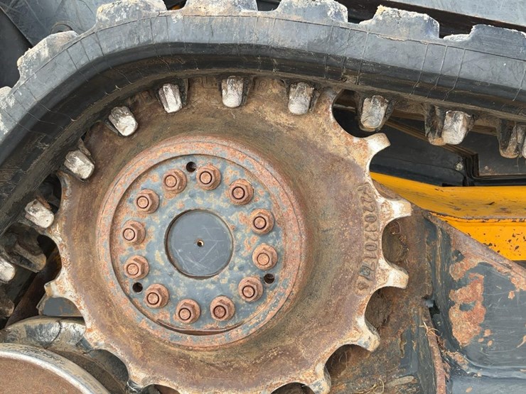 2021-jcb-215t-image-37