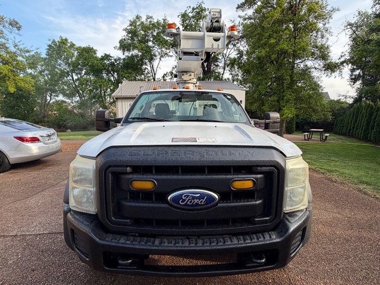 2011-ford-f450-image-16