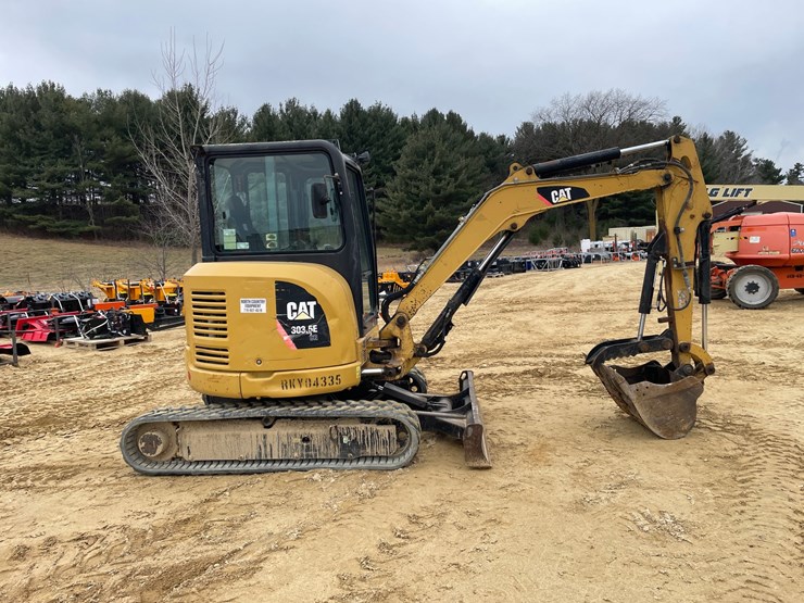 2014-caterpillar-303.5-image-4