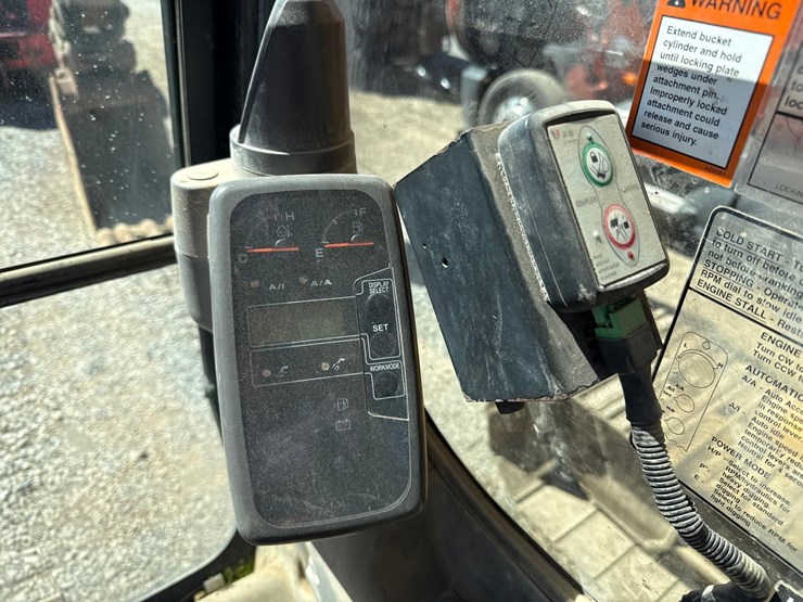 2009-deere-225-lc-image-64