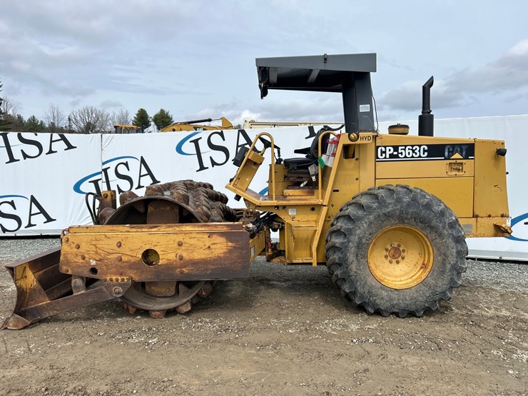 caterpillar-cp-563c-image-2
