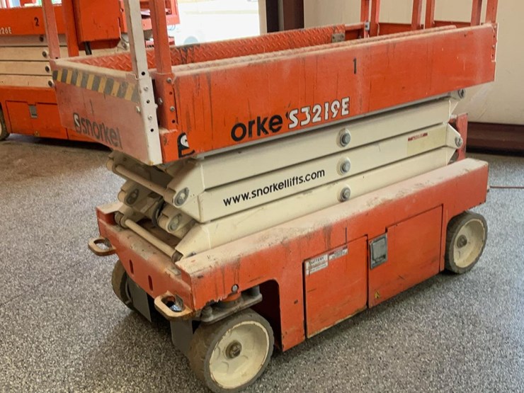 #408-•-2017-snorkel-19'-scissor-lift-image-21