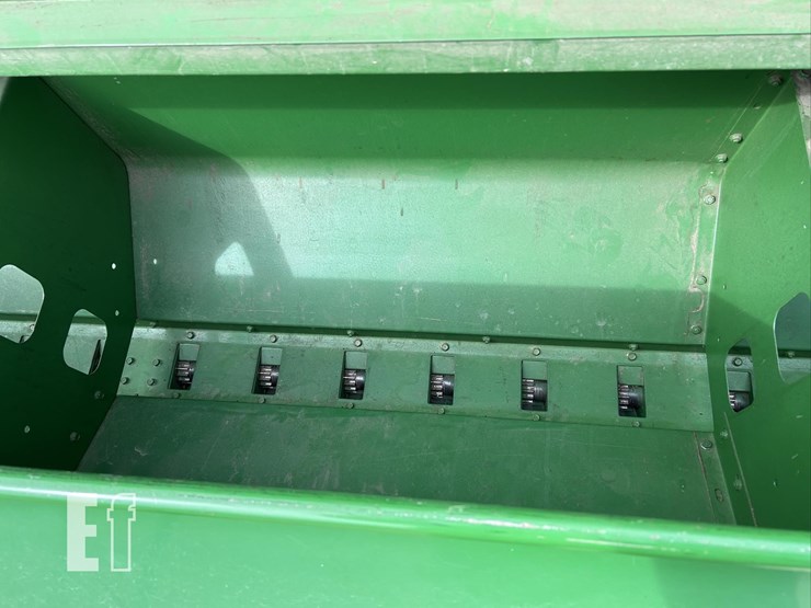 john-deere-1560-image-5