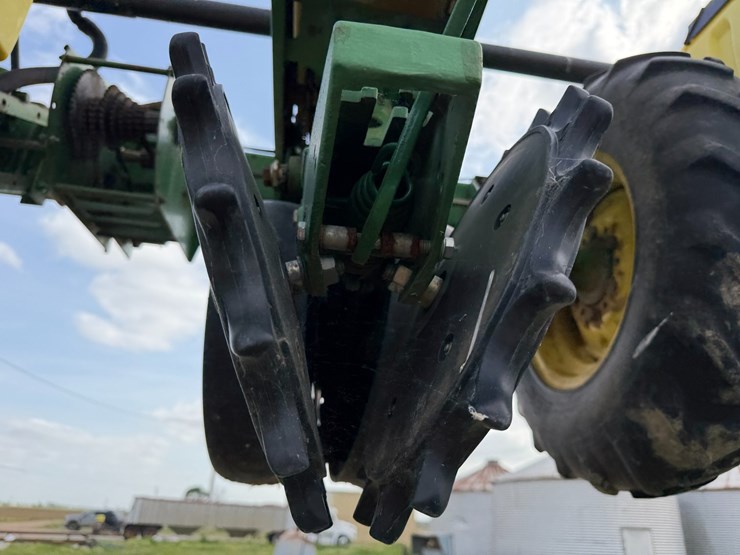 john-deere-1720-image-27