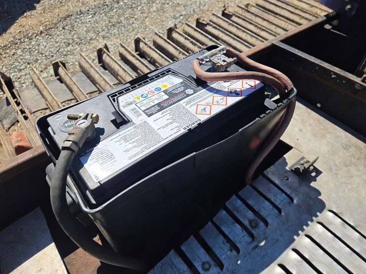 caterpillar-3208-image-39