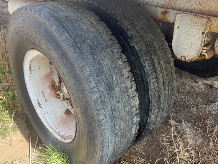 1967-storage-van-image-7