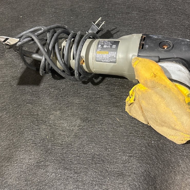 #776 • PORTER CABLE 6 INCH ORBITAL POLISHER