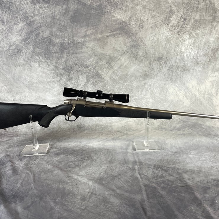 #2196 • Weatherby Mark V 300 Win Mag Bolt Action Rifle SN: H247819 (Downing, WI)