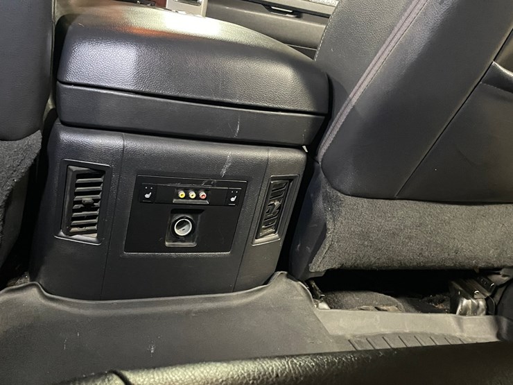 2012-dodge-3500-image-54