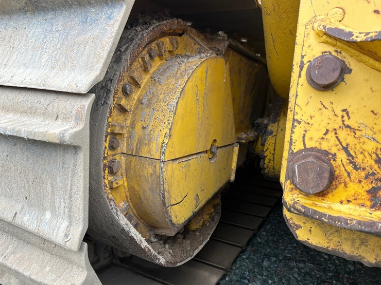 komatsu-d61pxi-23-image-47