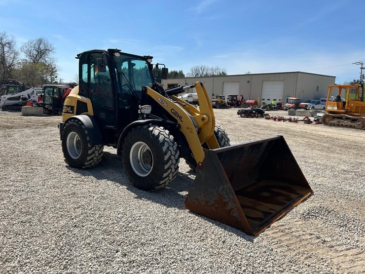 2022-gehl-al750-image-6