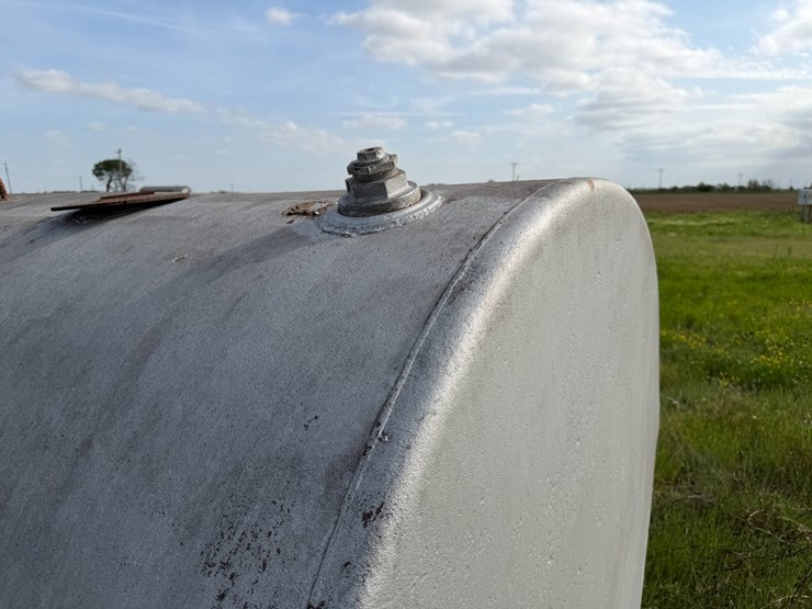 #45307-•-~2,000gal-fuel-tank-image-5