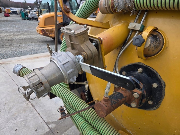 2019-massey-ferguson-8-image-34