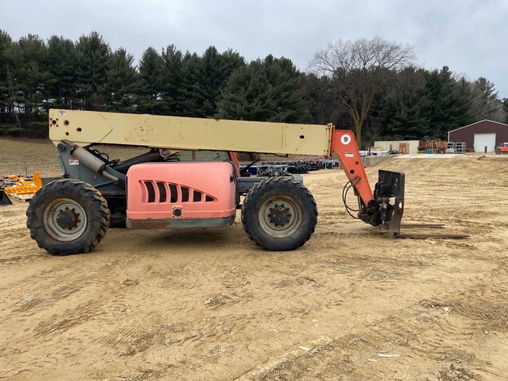 2005-jlg-g9-43a-image-4