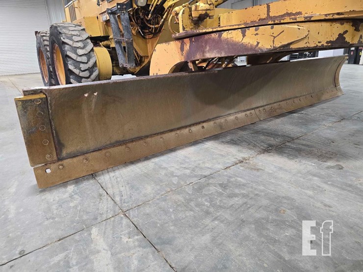 1999-caterpillar-160h-image-10