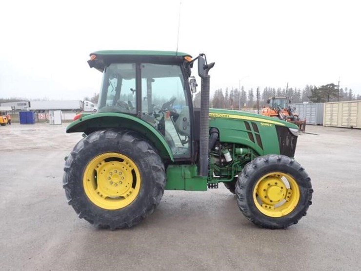 2016-john-deere-5085e-image-4