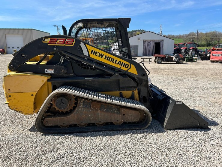 new-holland-c232-image-5