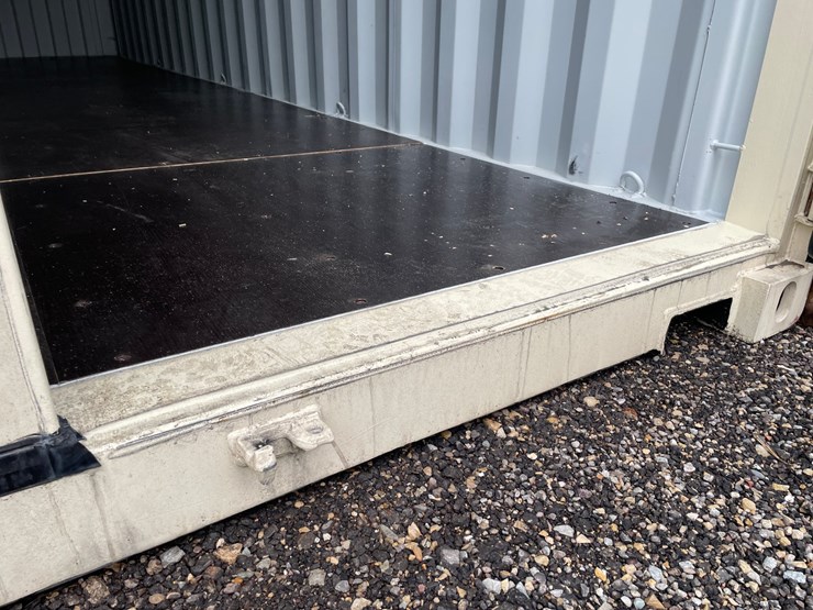 #1558-•-20'-single-trip-shipping-container-image-10