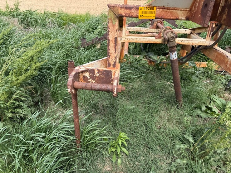 #45268-•-levee-trencher-image-16