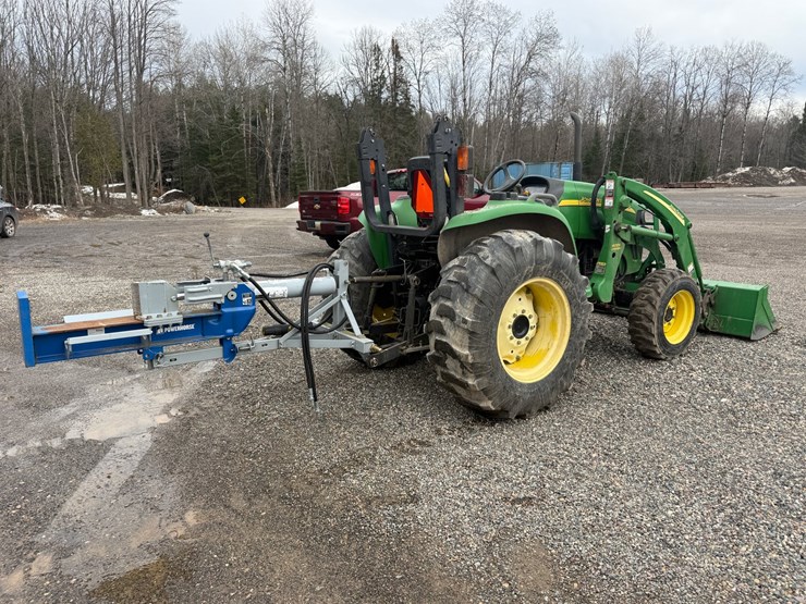 john-deere-4120-image-5