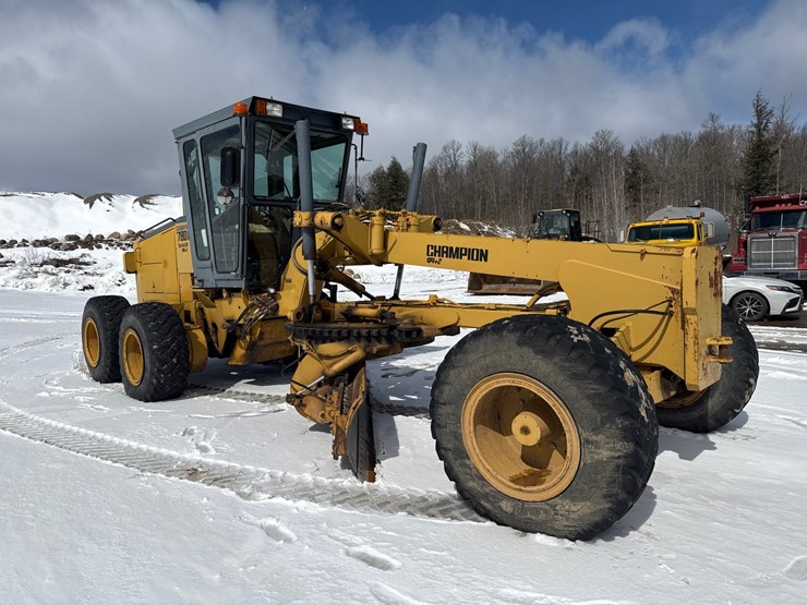 2019-champion-780a-image-7